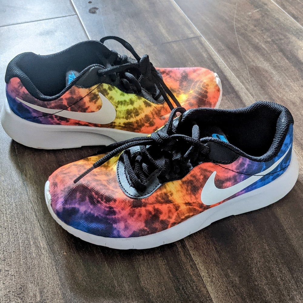 Nike Rainbow Athletic Shoes